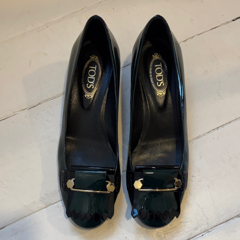 Tod's Black Patent Leather Kiltie Loafers with Gold Trim